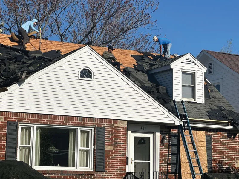 replacing a complete roof riverview michigan